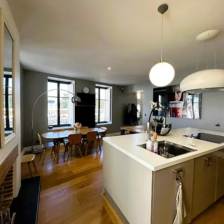 Ste Anne Rooftop Villa *