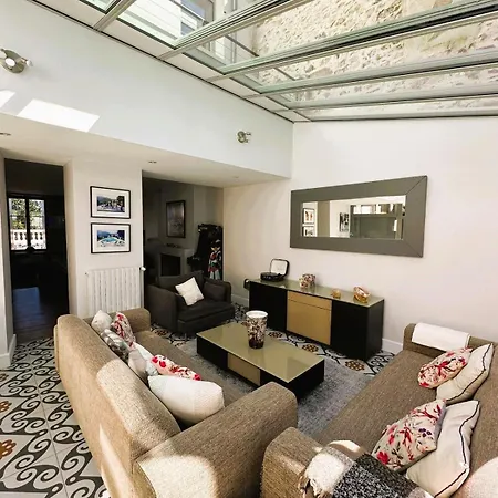 Ste Anne Rooftop Villa *